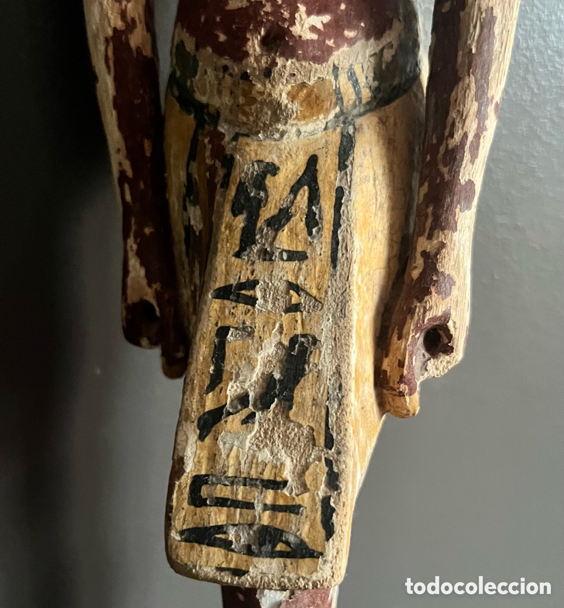 Antig&uuml;edades: Estatua de sacerdote de la &ldquo;Casa de la Vida&rdquo; - Foto 1