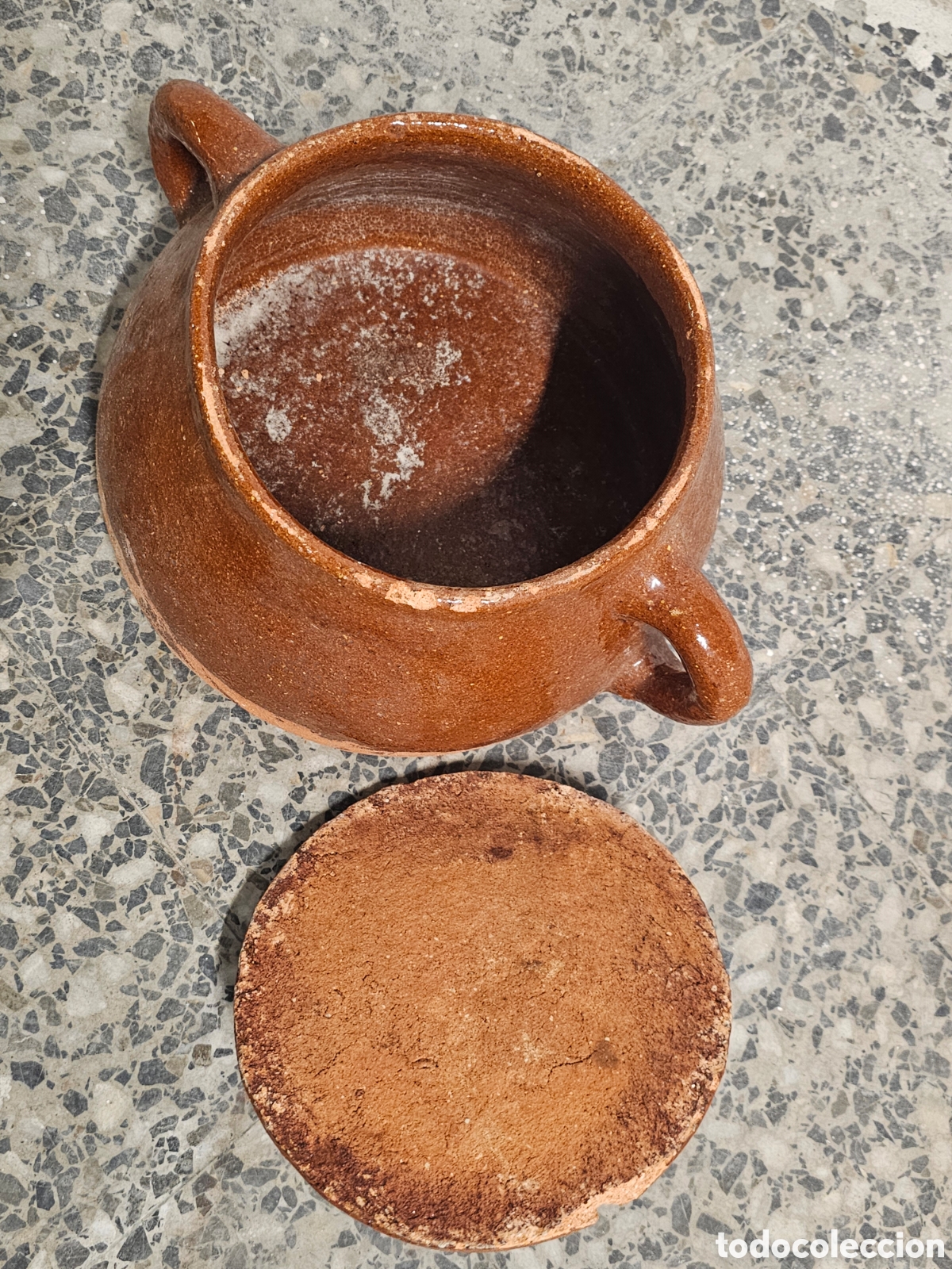 Antig&uuml;edades: Fant&aacute;stica olla de barro vidriada, con tapadora. - Foto 3