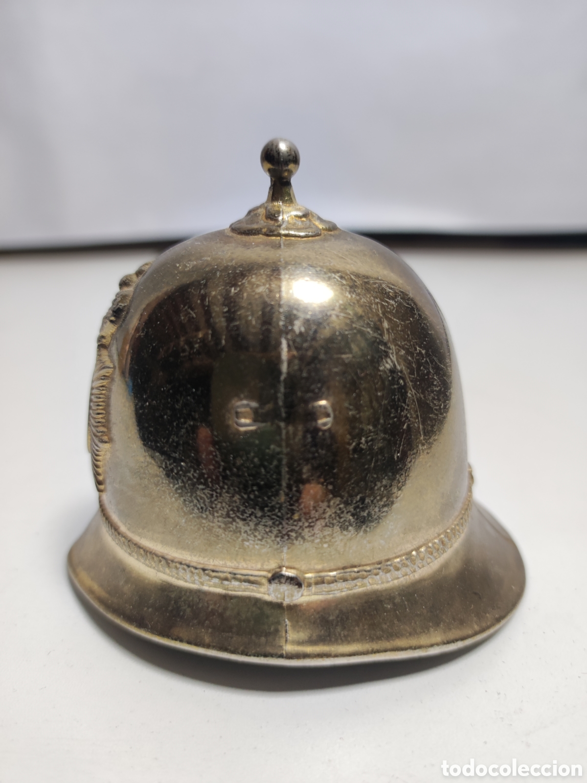 Antig&uuml;edades: Campanilla forma de casco - Foto 3