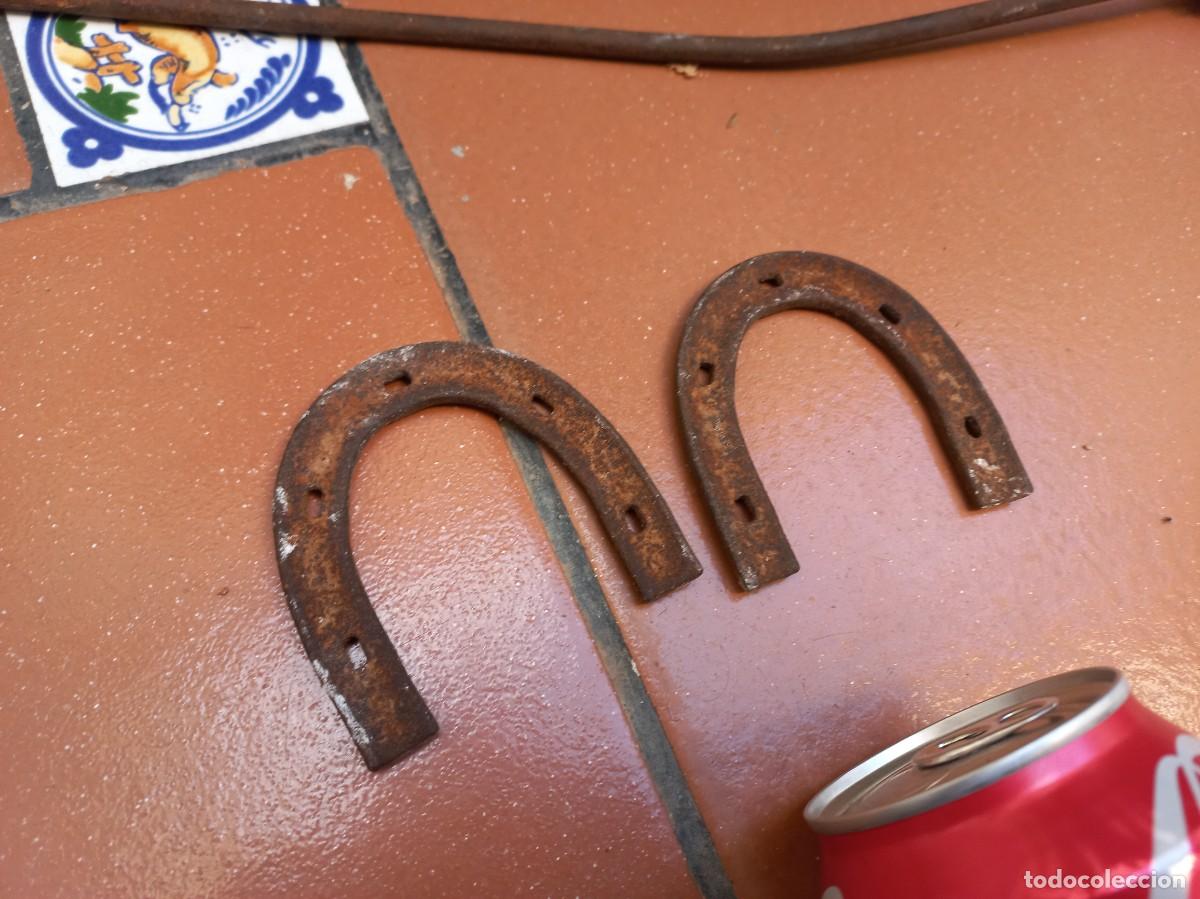 Antig&uuml;edades: 2 herraduras de forja - 7cm - Foto 4