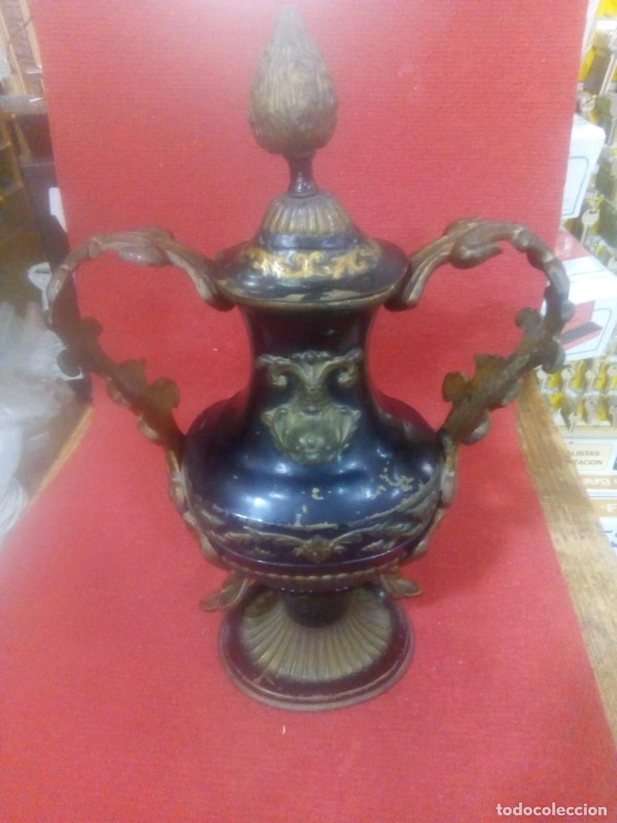 Antig&uuml;edades: JARR&Oacute;N HIERRO Y BRONCE ESMALTADO - Foto 2