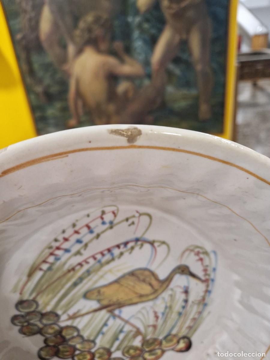 Antig&uuml;edades: Plato Manises hondo 27,50 cm - Foto 7