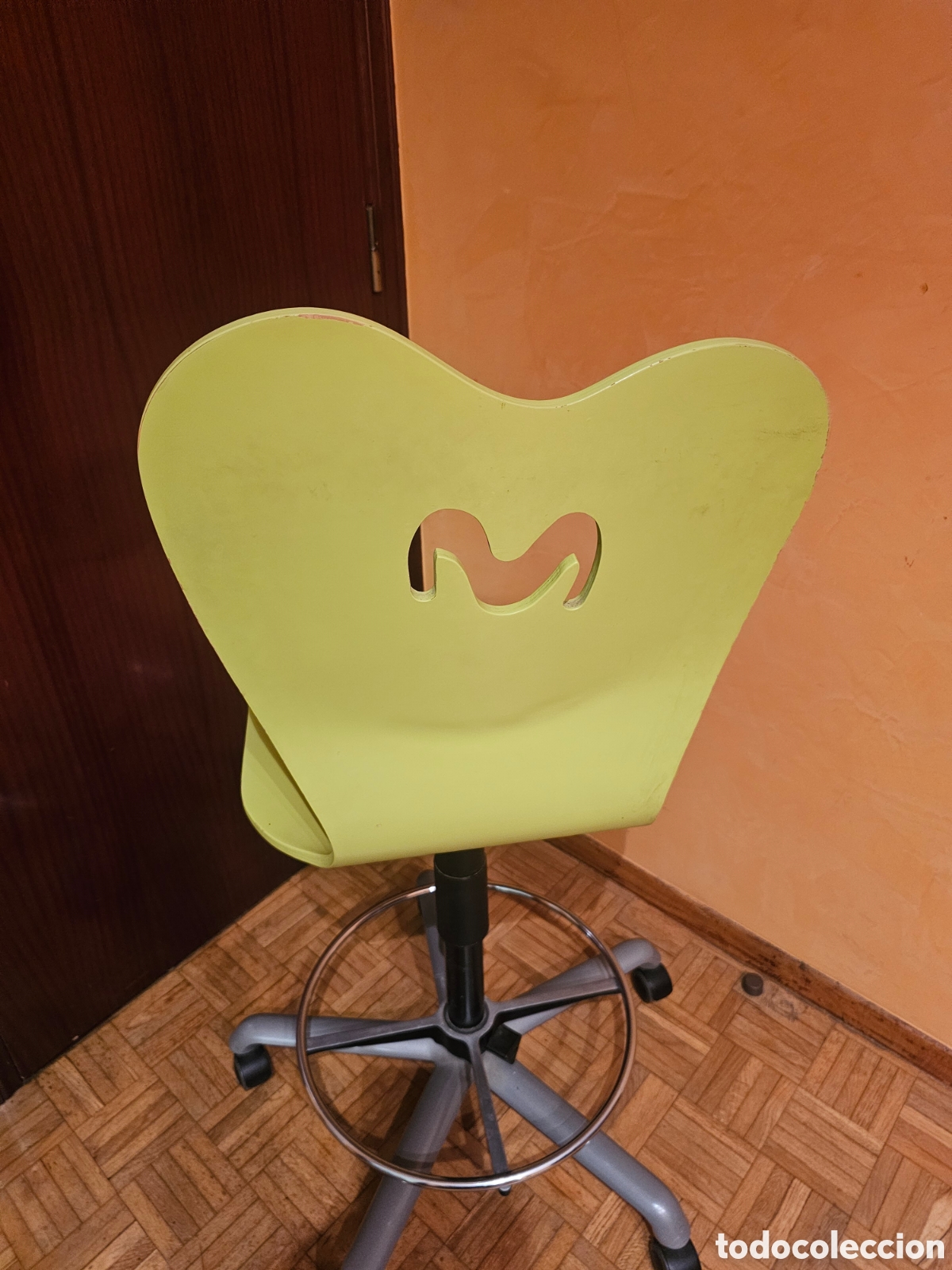 Antig&uuml;edades: Silla de despacho Movistar - Foto 2