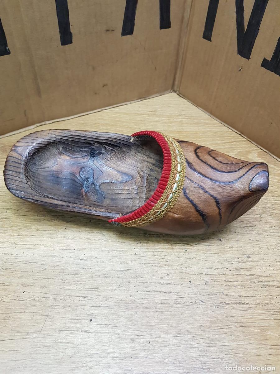 Antig&uuml;edades: ANTIGUO SUECO/ZAPATO DE MADERA - Foto 2