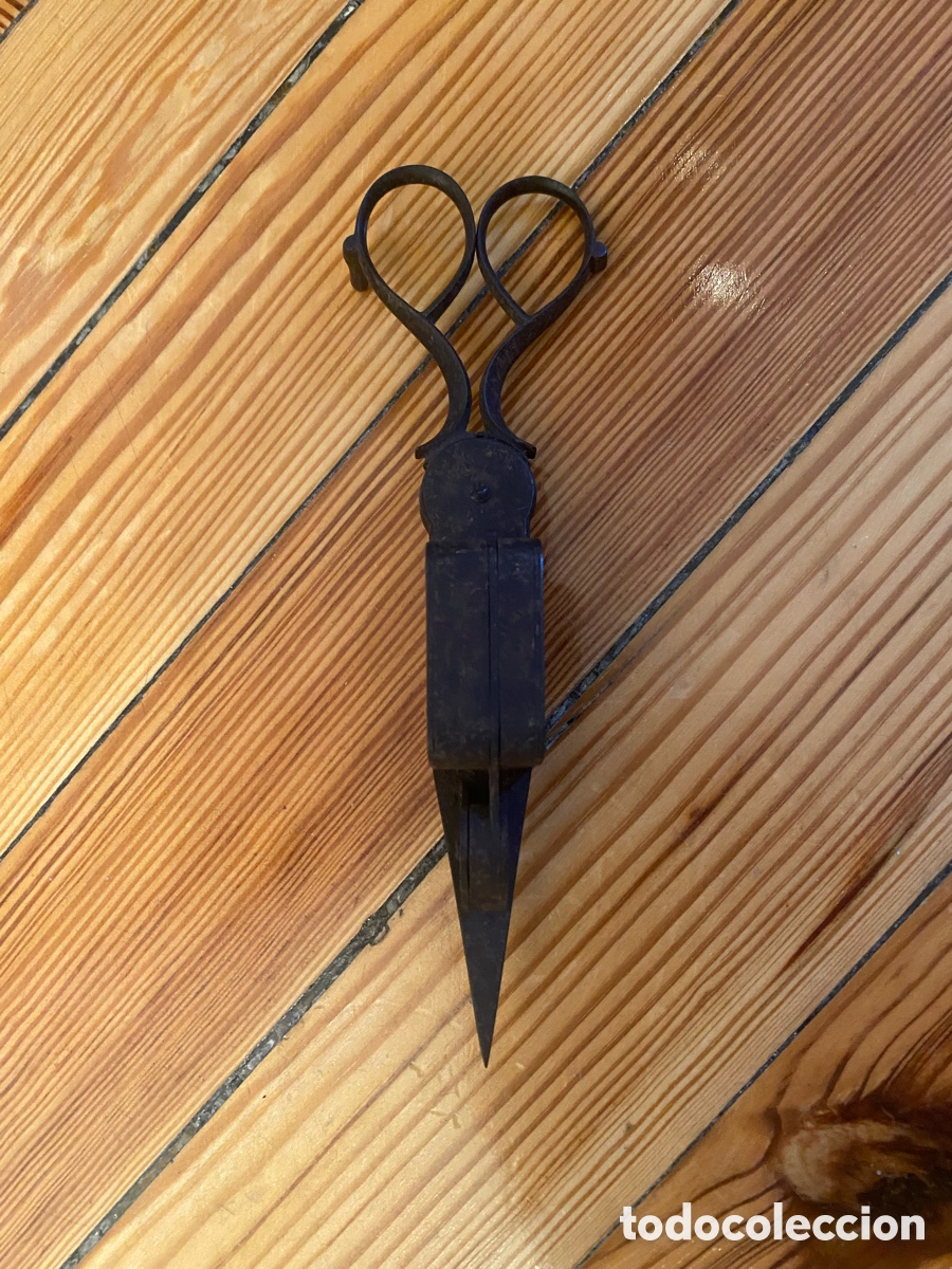 Antig&uuml;edades: Tijeras espabilad eras de hierro - Foto 5