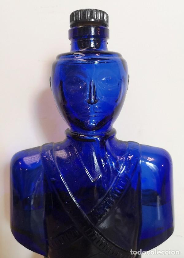 Antig&uuml;edades: Botella de Tequila El Guerrillero - Foto 4