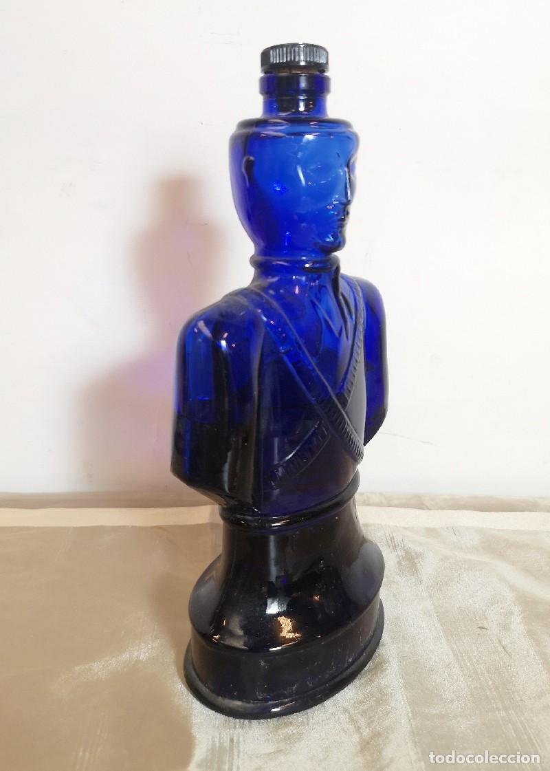 Antig&uuml;edades: Botella de Tequila El Guerrillero - Foto 5