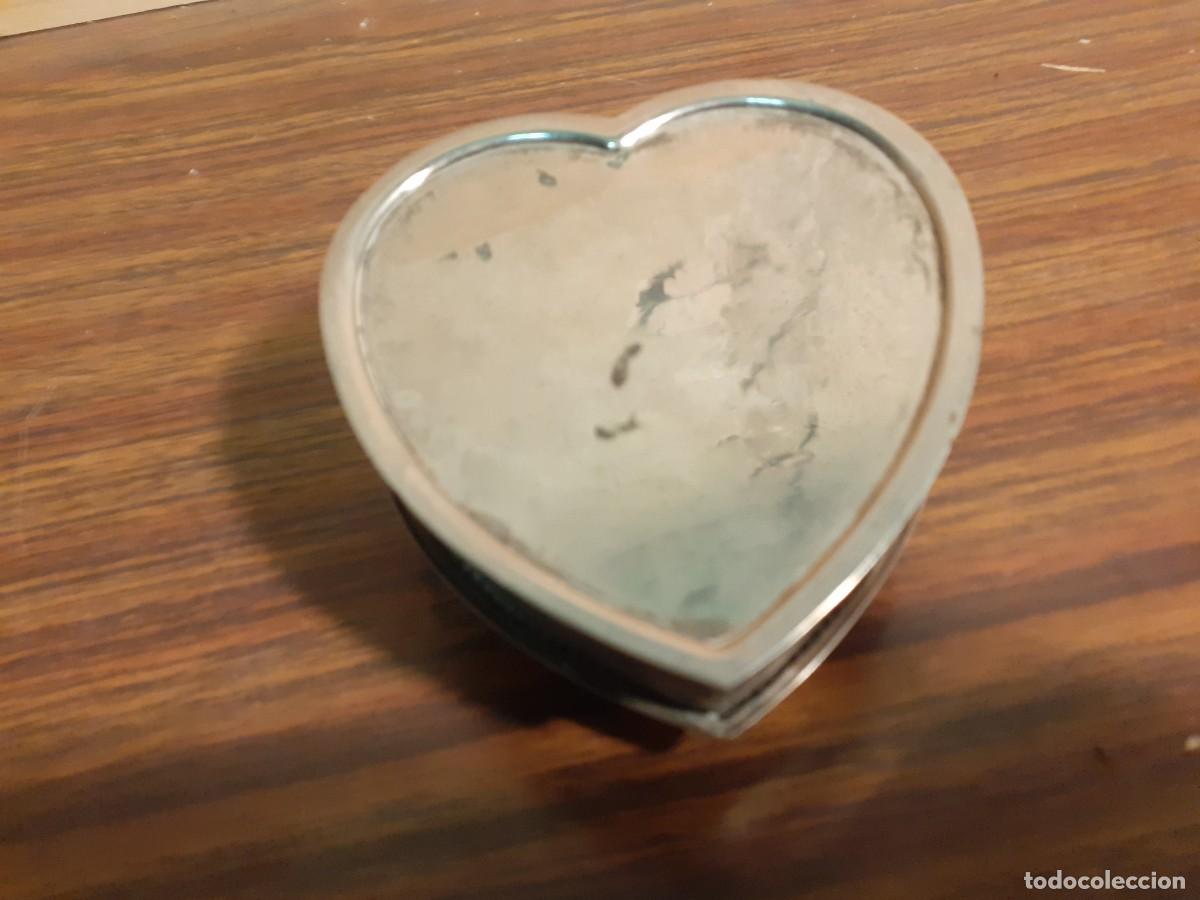 Antig&uuml;edades: Cajita de plata y raso - Foto 4