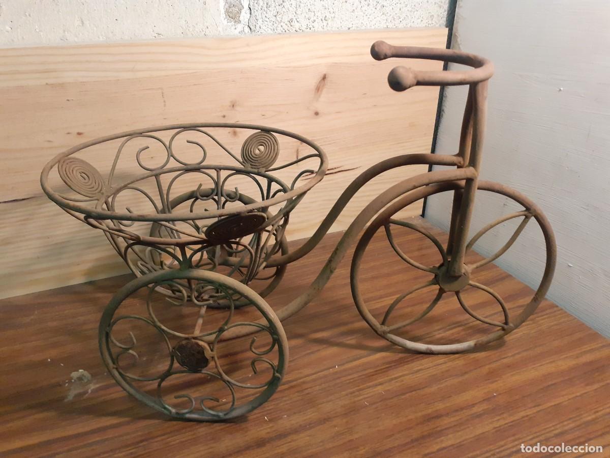 Antig&uuml;edades: Soporte macetero hierro forjado - Foto 1