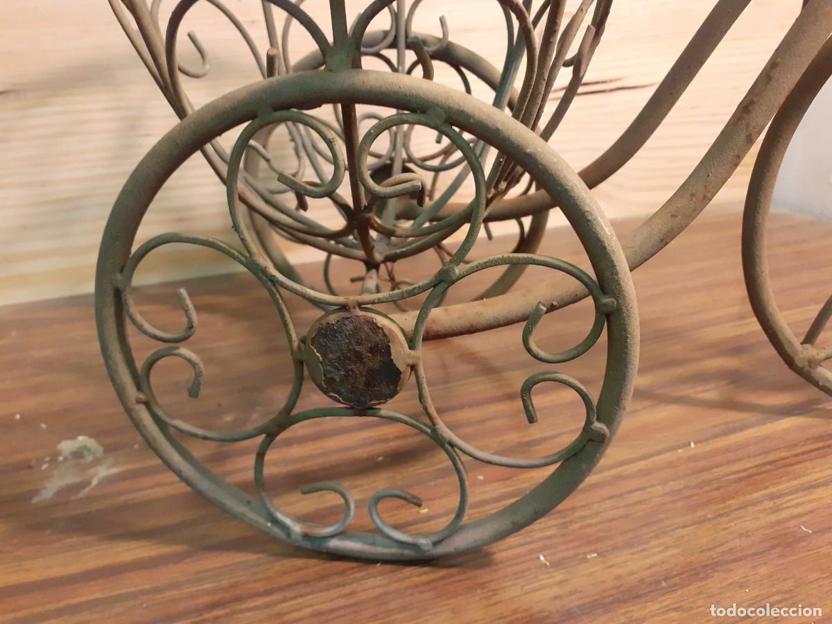 Antig&uuml;edades: Soporte macetero hierro forjado - Foto 3