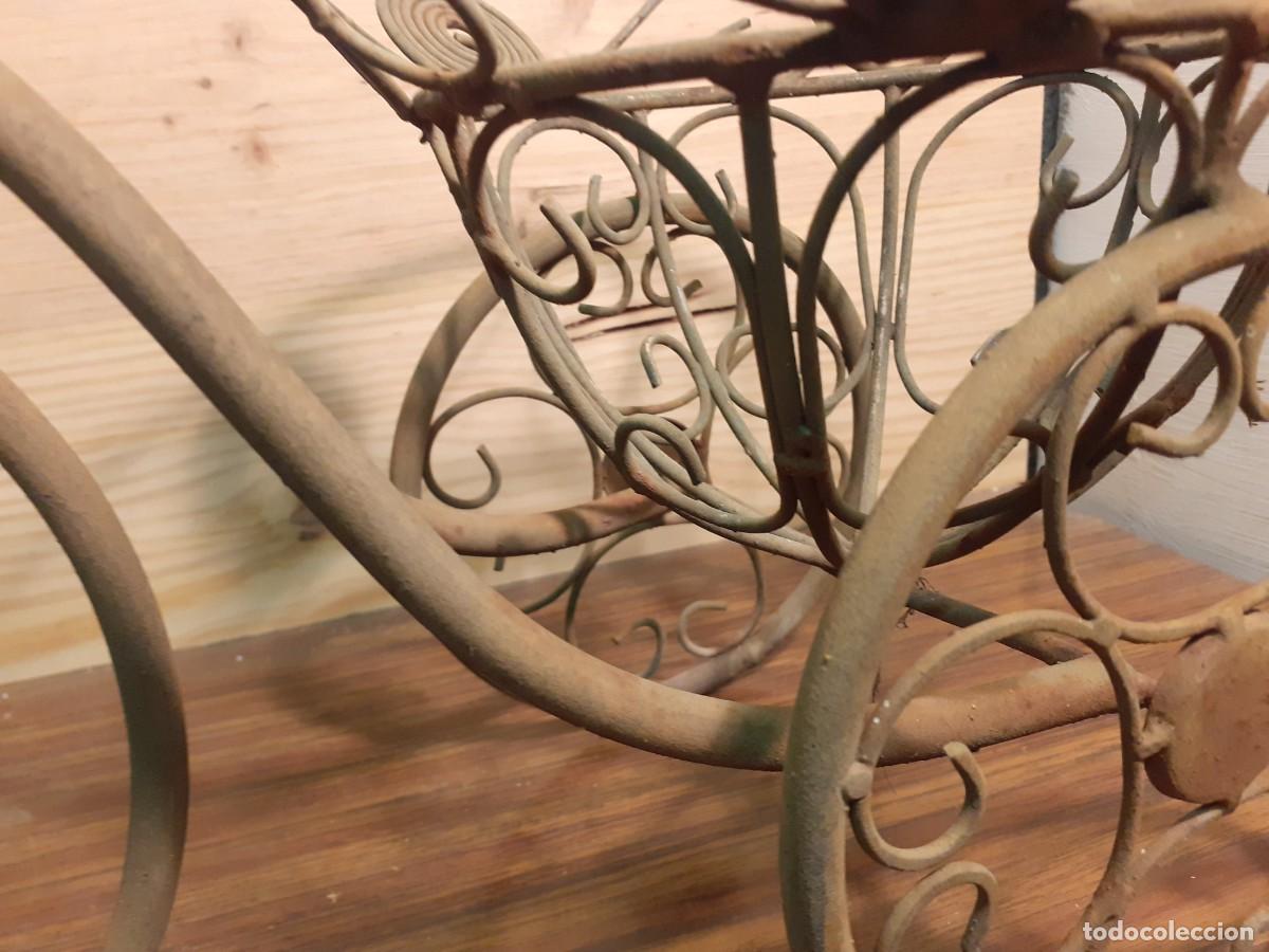 Antig&uuml;edades: Soporte macetero hierro forjado - Foto 5