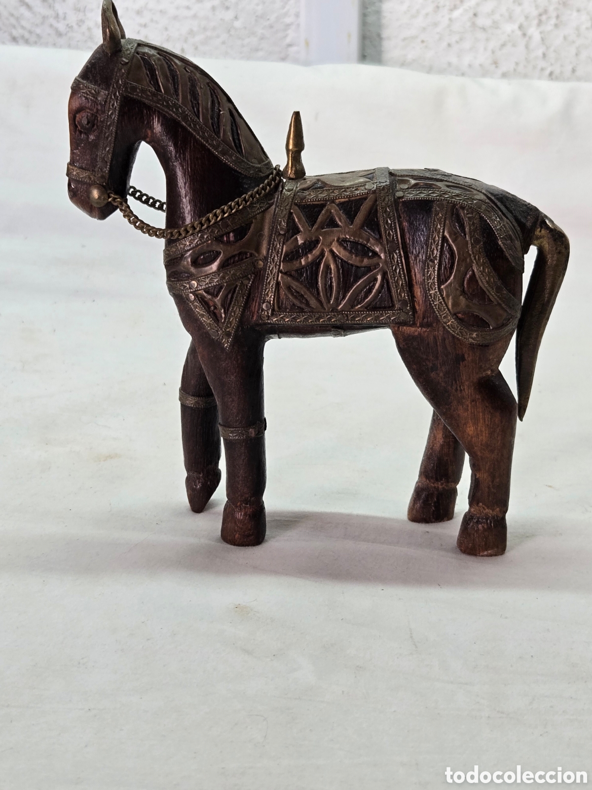 Antig&uuml;edades: Antiguo caballo madera y cobre - Foto 1
