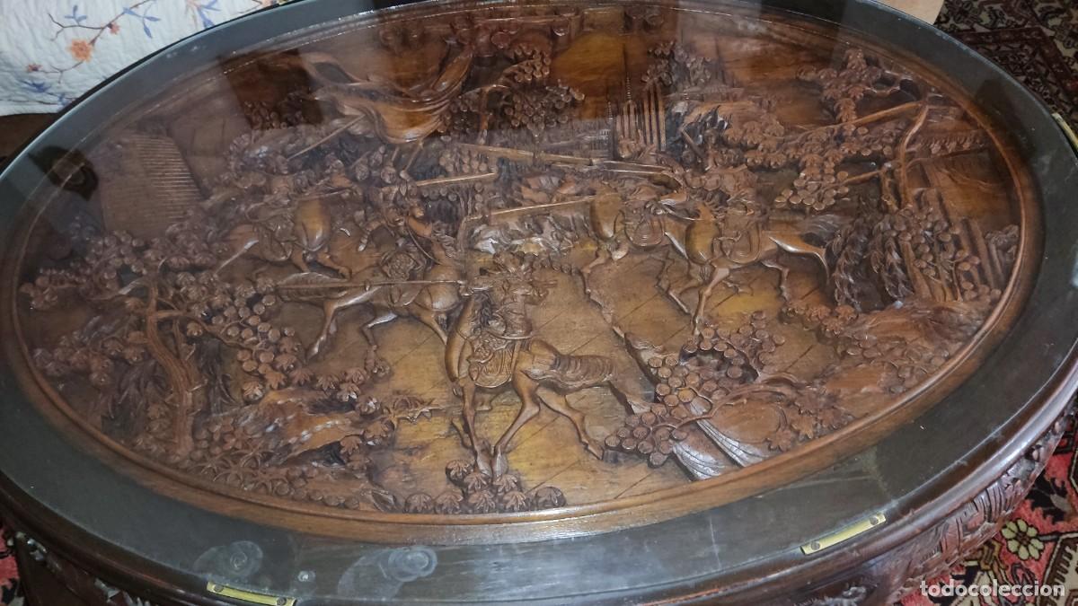 Antig&uuml;edades: Mesa de t&eacute; china, bellamente tallada, mitad del XIX - Foto 4