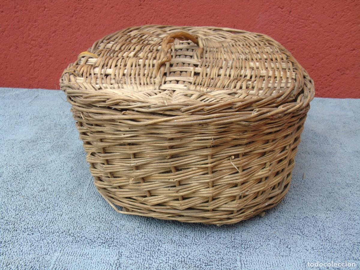 Antig&uuml;edades: ANTIGUA CESTA DE MIMBRE CON TAPADERA - Foto 5