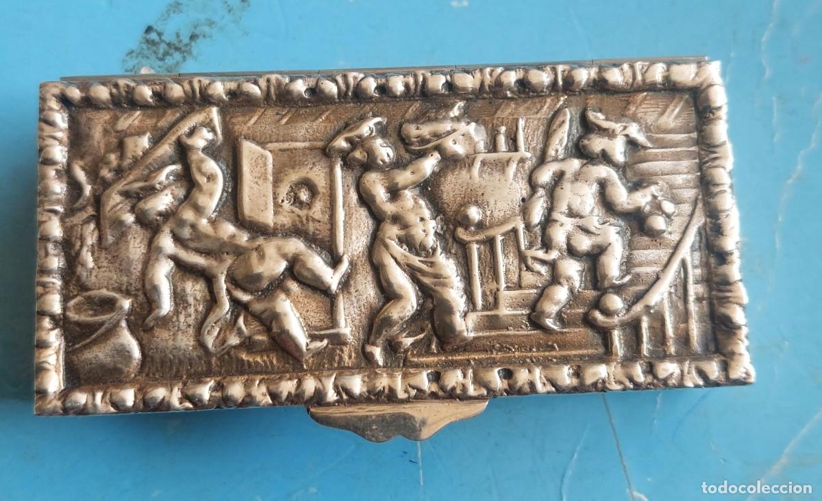 Antig&uuml;edades: Caja de plata de ley contrastada - Foto 1