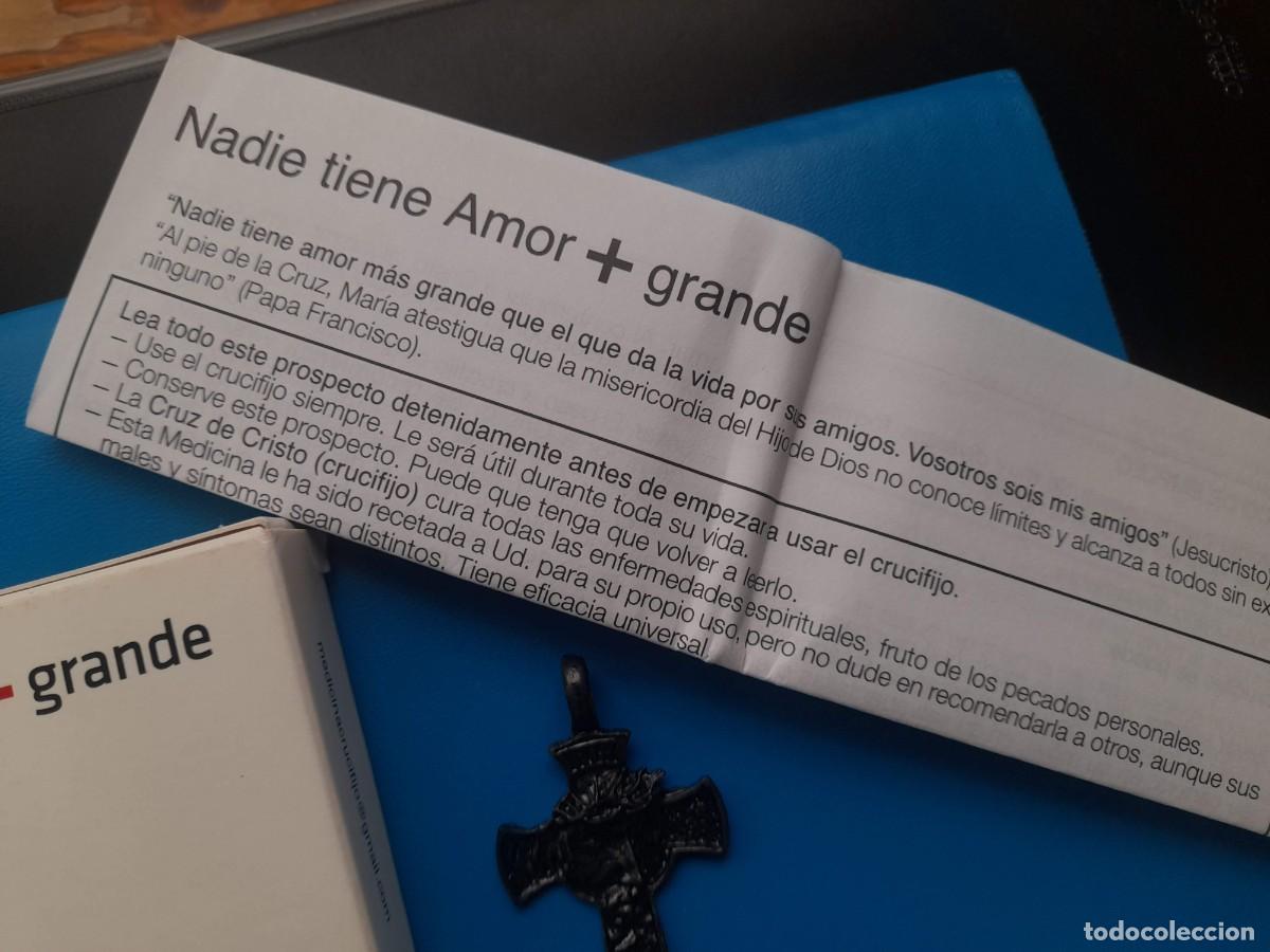 Antig&uuml;edades: Cruz en caja de medicamento. - Foto 3