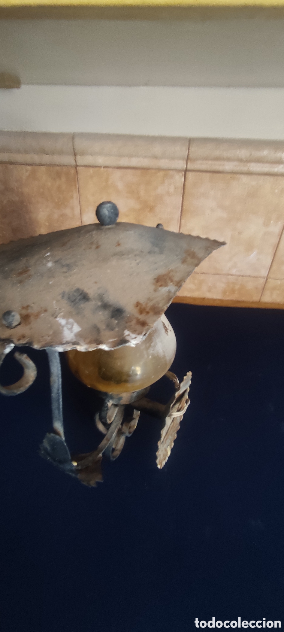 Antig&uuml;edades: Antiguo farol de forja recortado - Foto 7