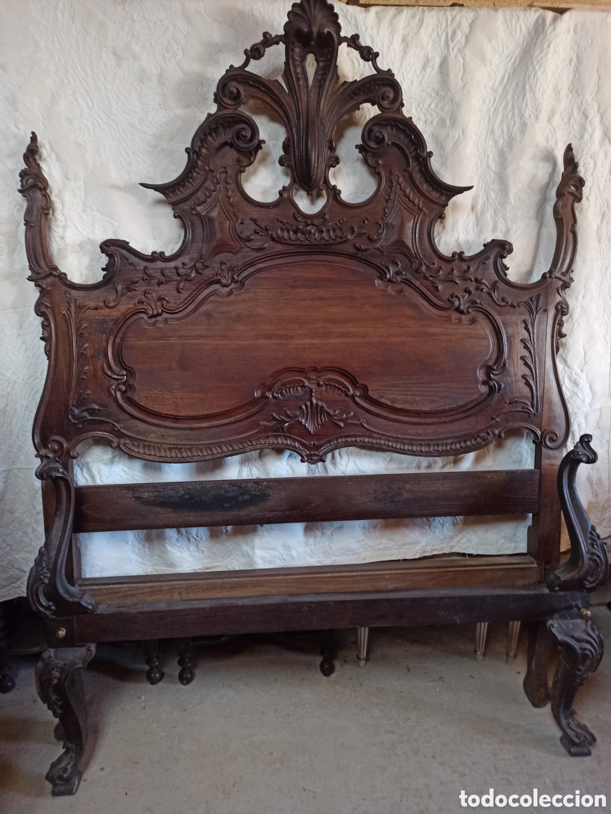 Antig&uuml;edades: cama completa de madera de casta&ntilde;o - Foto 1
