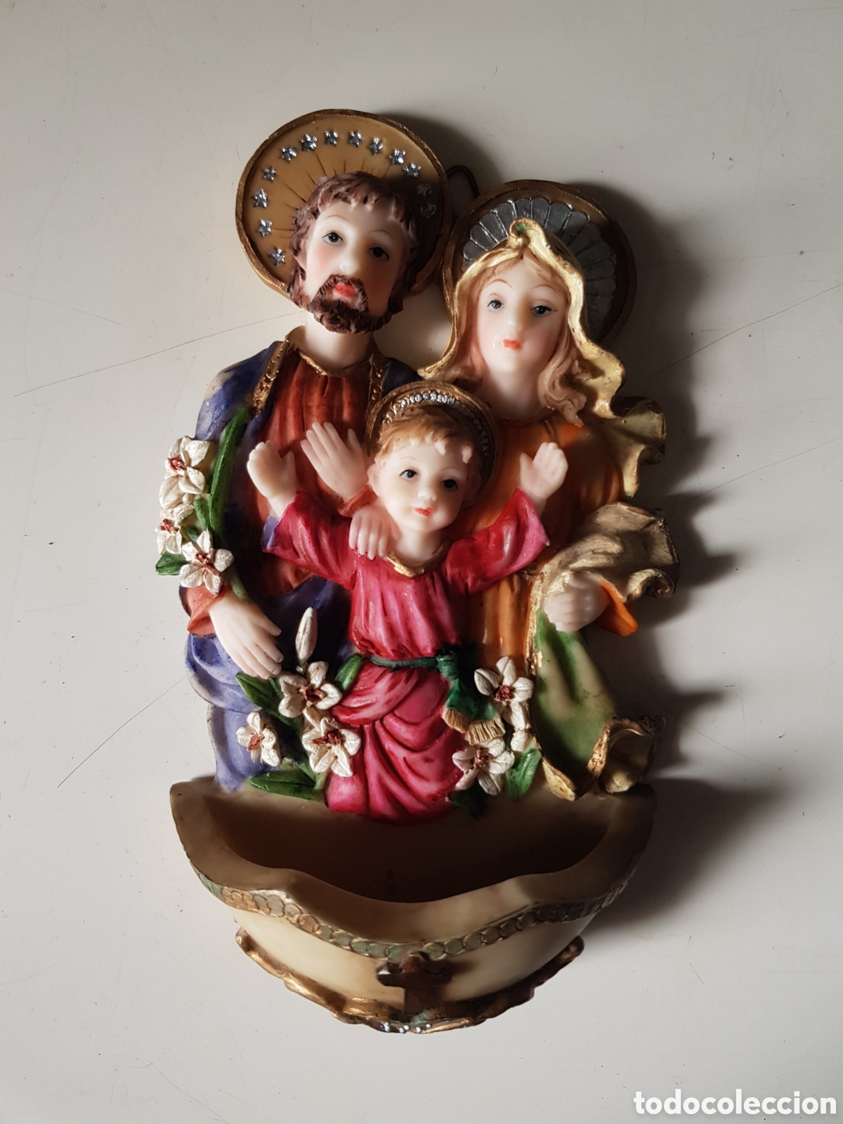 Antig&uuml;edades: Benditera de resina vintage. - Foto 1