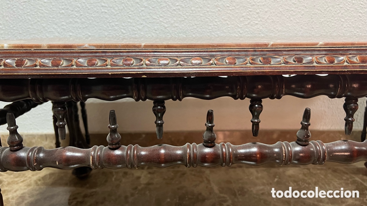 Antig&uuml;edades: Antigua Mesa de Centro de Madera y Marmol Rojo imperial - Foto 4