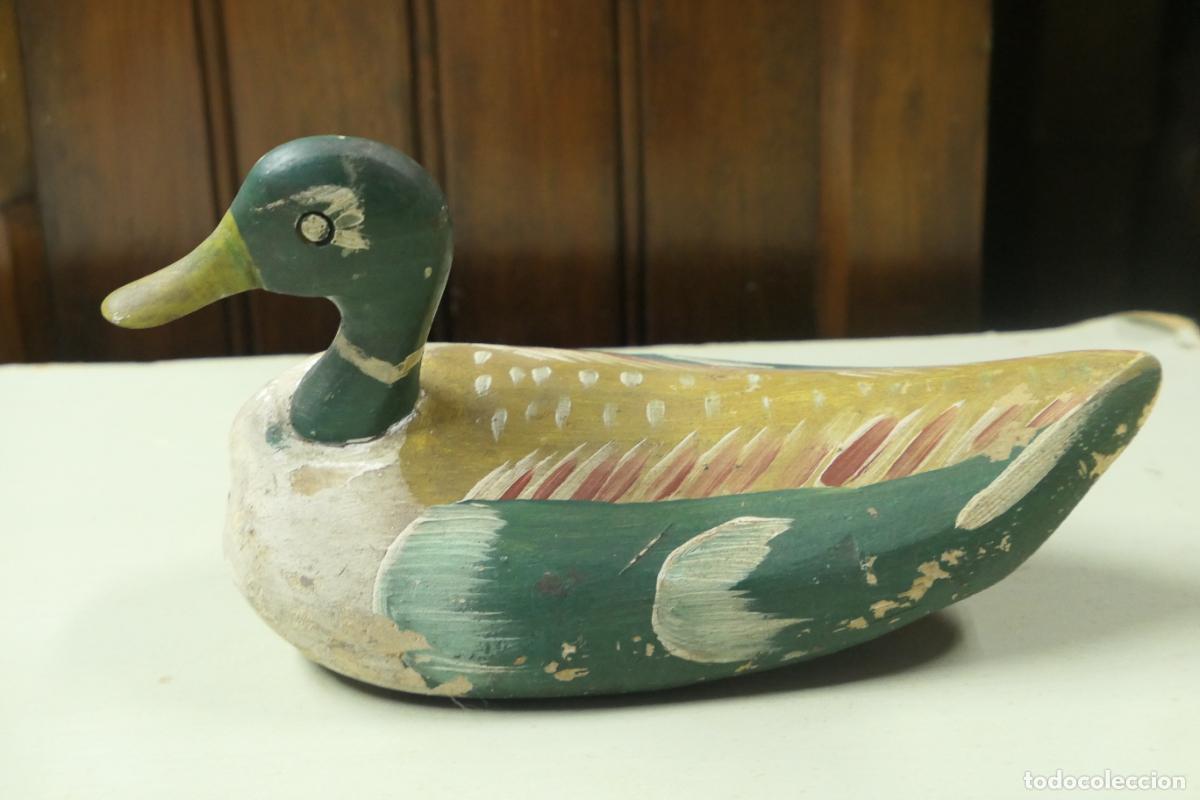 Antig&uuml;edades: Antiguo reclamo de pato. Figura talla de madera antigua decorativa.