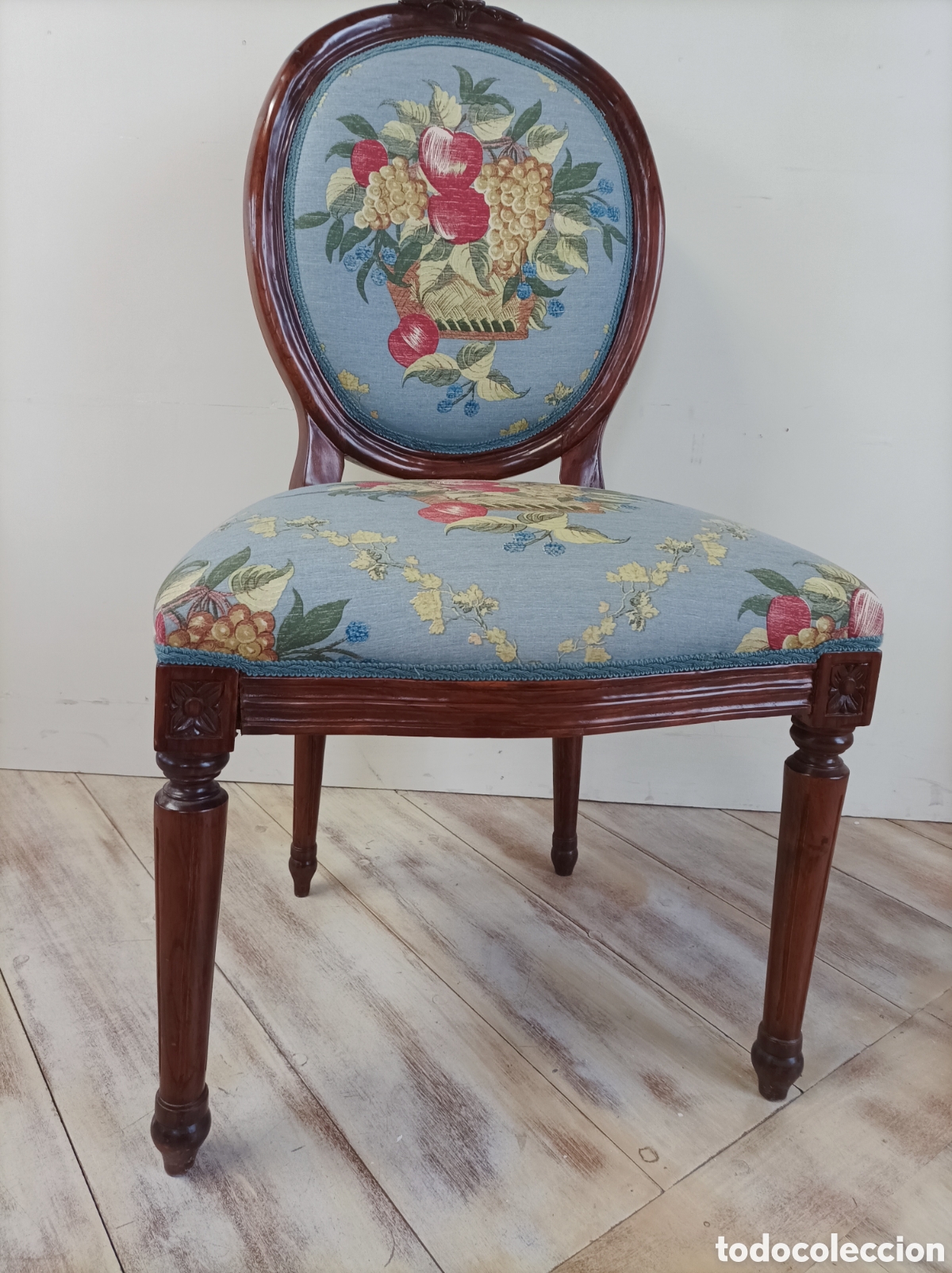 Antig&uuml;edades: Silla de estilo francesa. Tapizada - Foto 2