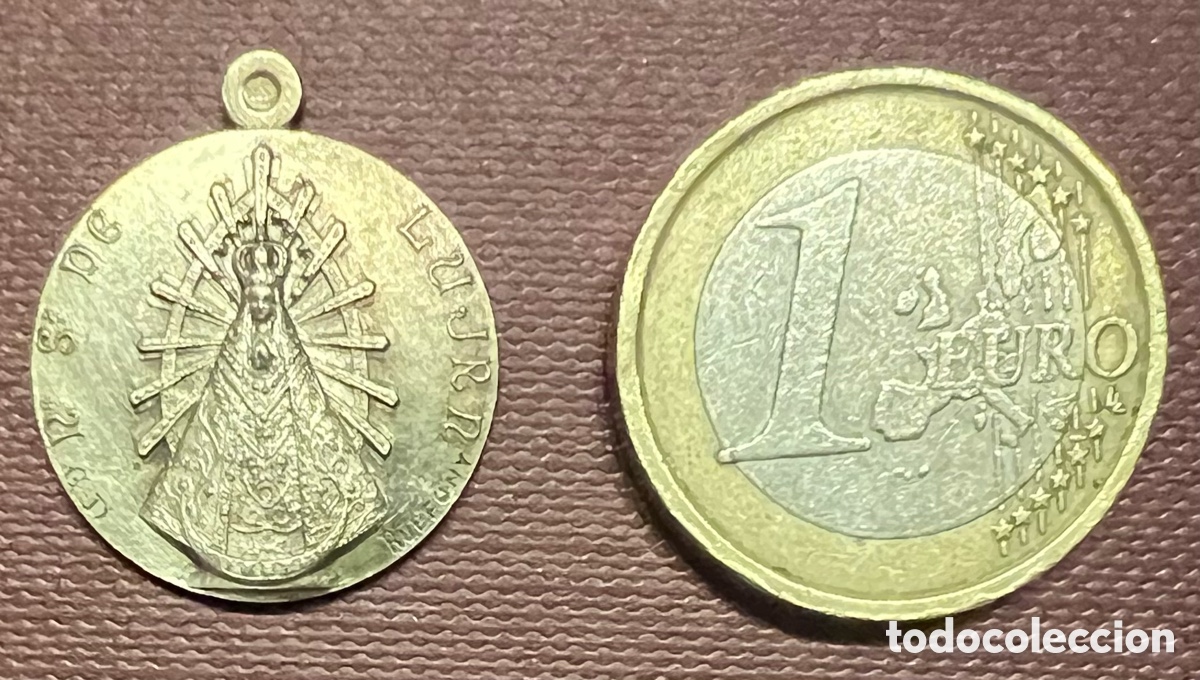 Antig&uuml;edades: Medalla Religiosa de Nuestra Se&ntilde;ora de Luj&aacute;n - Foto 1