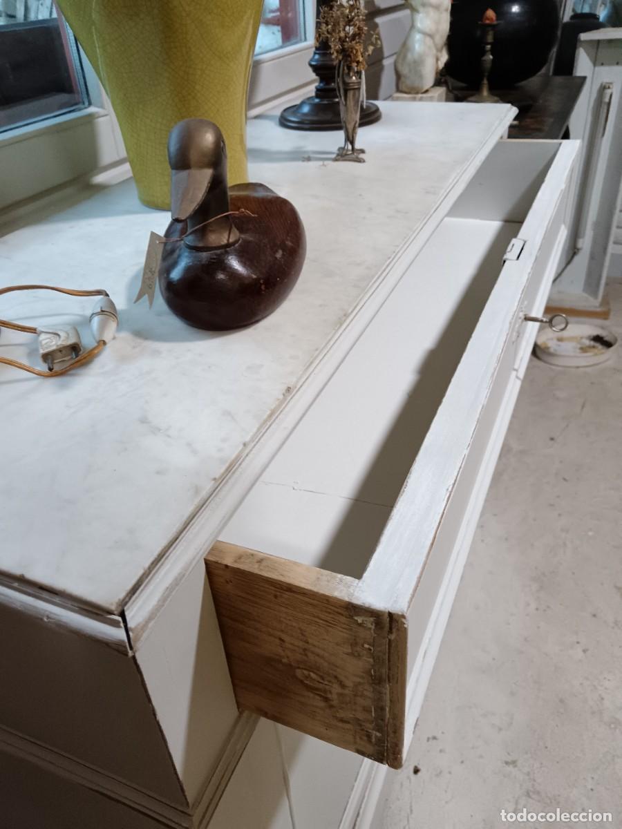 Antig&uuml;edades: ANTIGUA C&Oacute;MODA DECAPADA EN TONOS CLAROS - Foto 5
