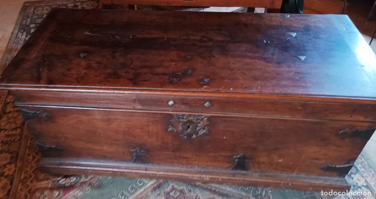 Antig&uuml;edades: Arca de nogal S XVII - Foto 26