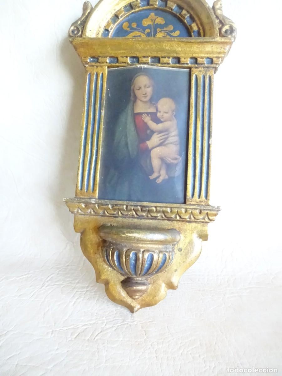 Antig&uuml;edades: antigua benditera Francesa con pan de oro y madera - Foto 3