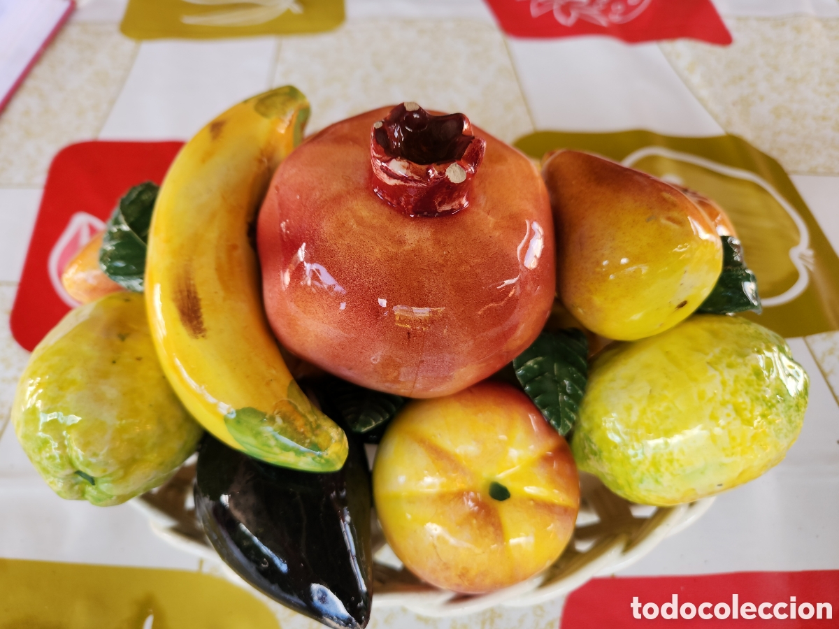 Antig&uuml;edades: Frutero de cer&aacute;mica de manises - Foto 3