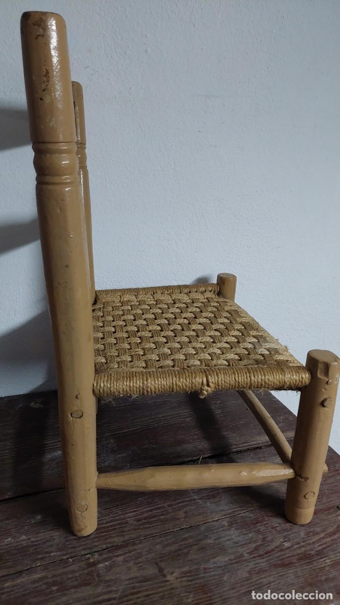 Antig&uuml;edades: Antigua silla de enea de peque - Foto 2