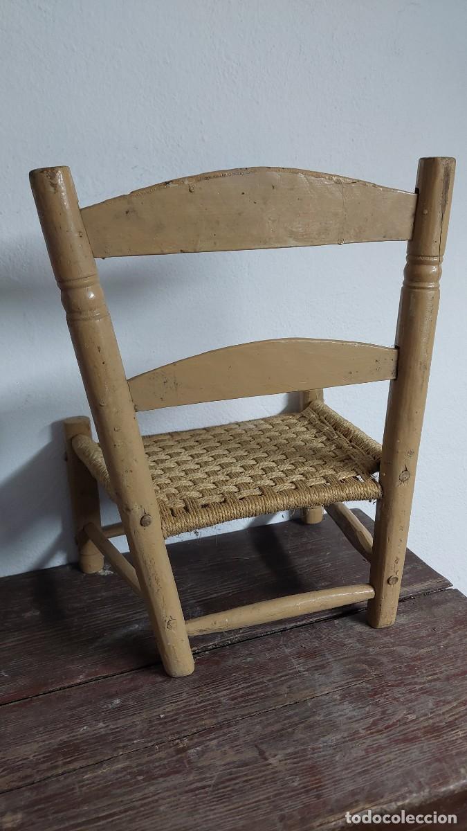 Antig&uuml;edades: Antigua silla de enea de peque - Foto 3