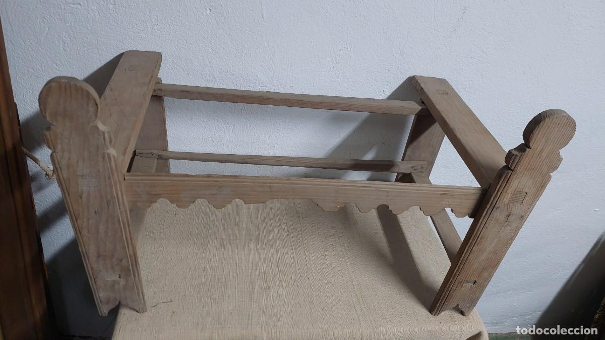 Antig&uuml;edades: Patas de madera para baul - Foto 1