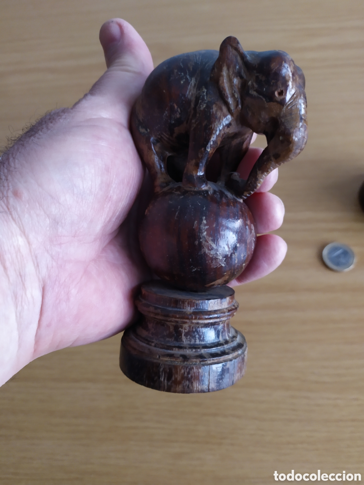 Antig&uuml;edades: Pareja de elefantes de madera. - Foto 3