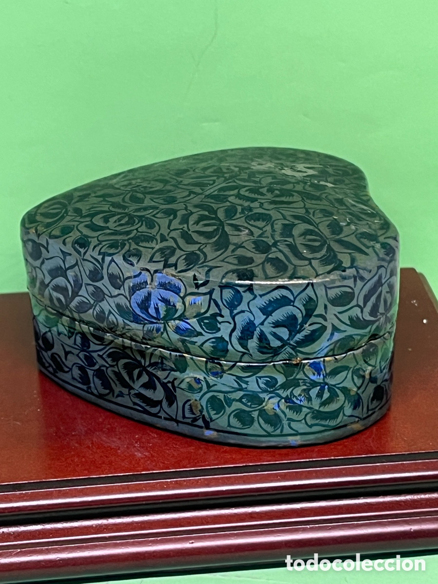 Antig&uuml;edades: CAJA DE MADERA FORMA DE CORAZ&Oacute;N - Foto 3