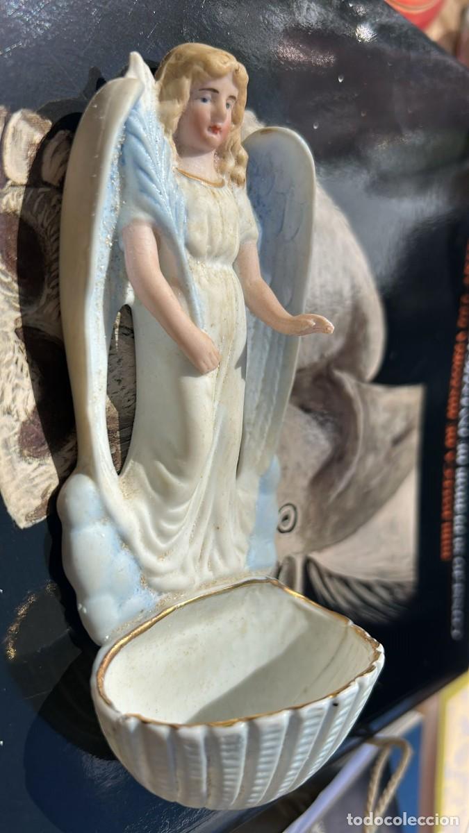 Antig&uuml;edades: BENDITERA DE ANGEL CON CONCHA DE 15 CMS. DE LONGITUD - Foto 2