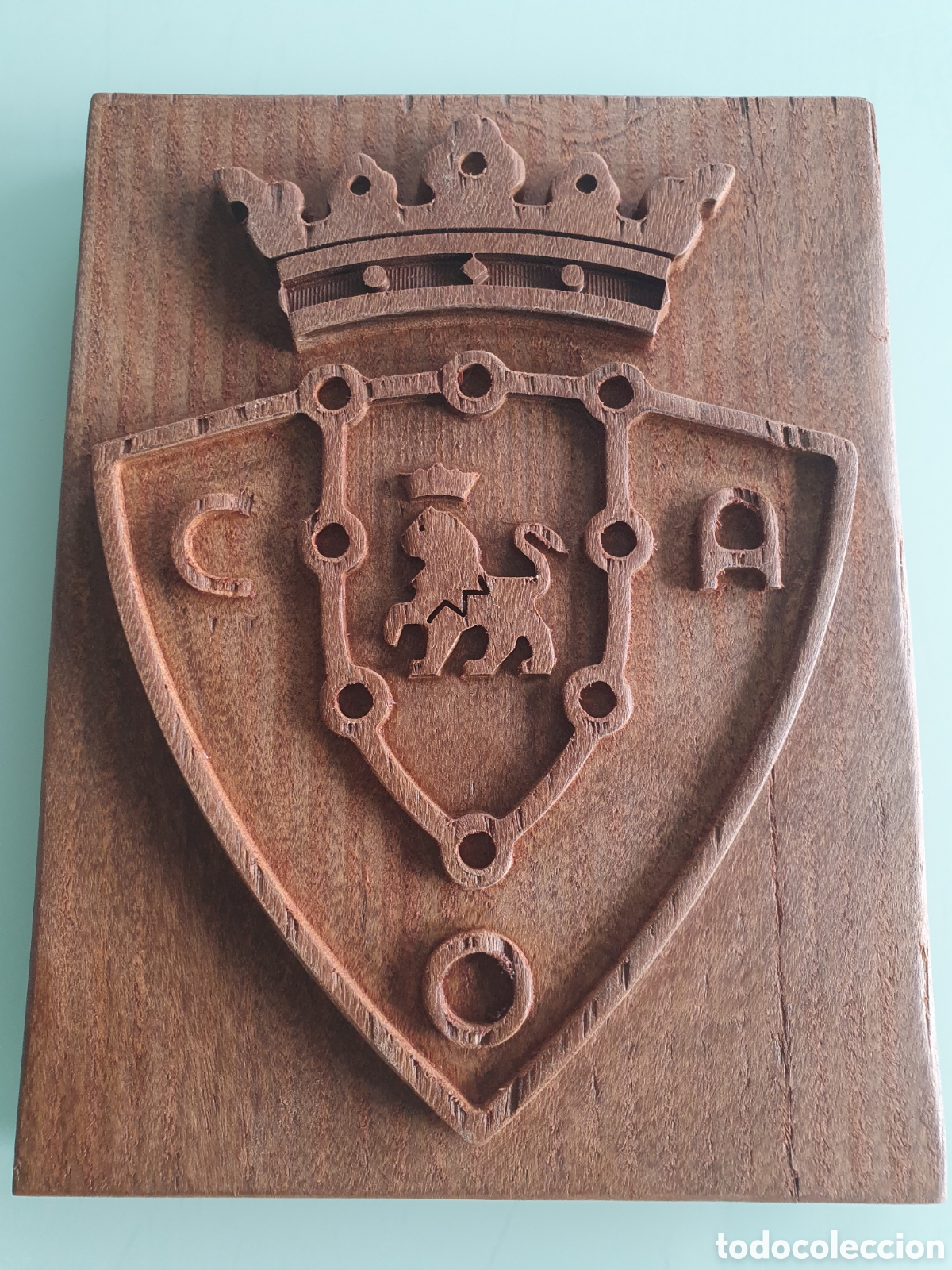 Antig&uuml;edades: Escudo del Atletico Osasuna - Foto 1