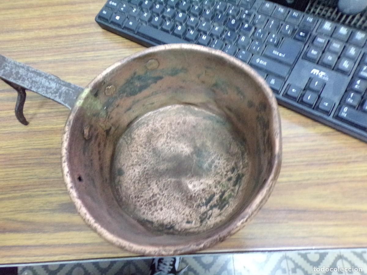 Antig&uuml;edades: ESTAMOS LIQUIDANDO. Antigua olla de cobre - Foto 5
