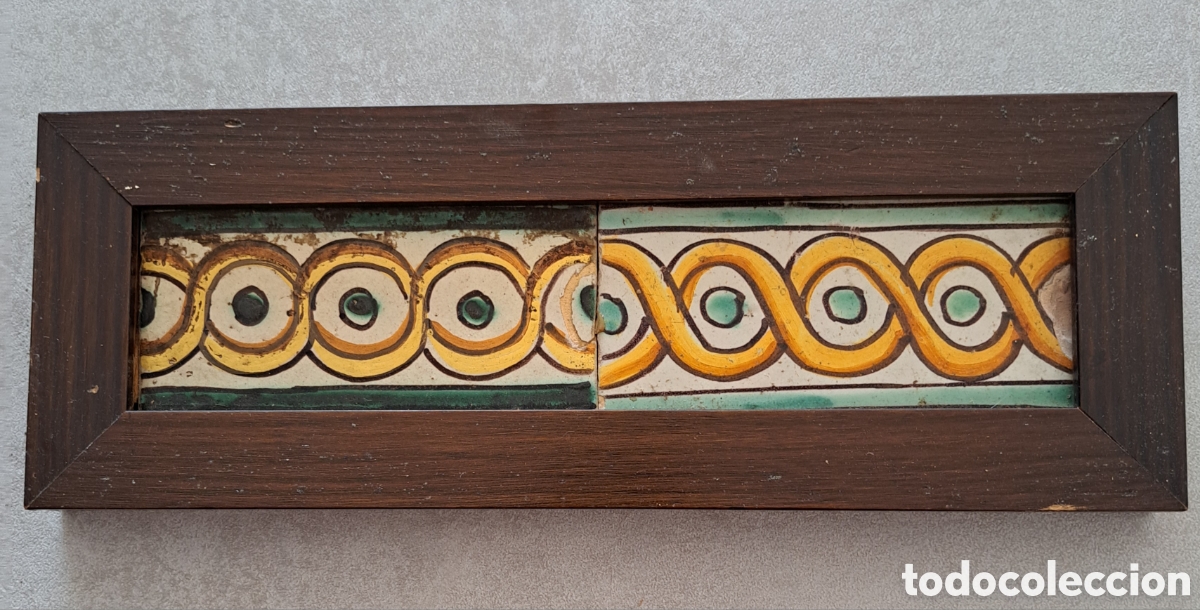 Antig&uuml;edades: PANEL DE 2 AZULEJOS DE CENEFA. - Foto 1