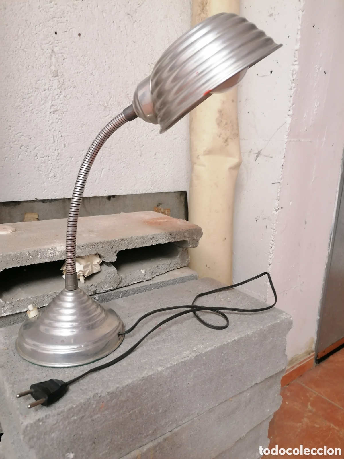 Antig&uuml;edades: Antigua l&aacute;mpara flexo oficina - Foto 1