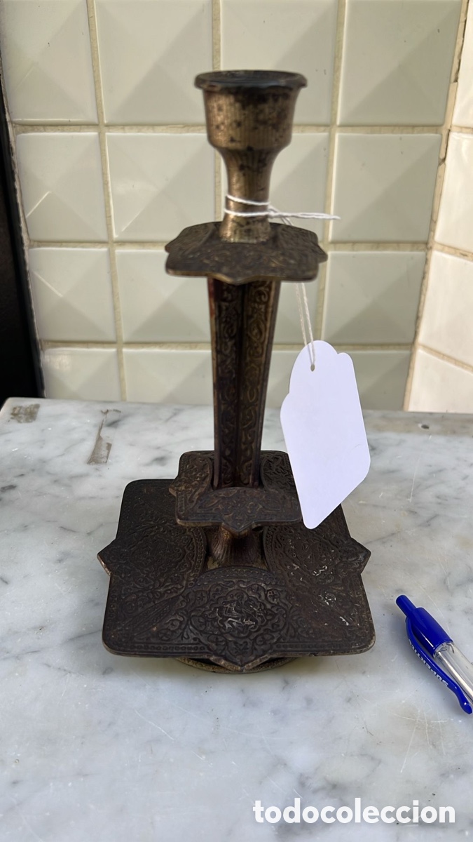 Antig&uuml;edades: CANDELERO RENACENTISTA EN RELIEVE