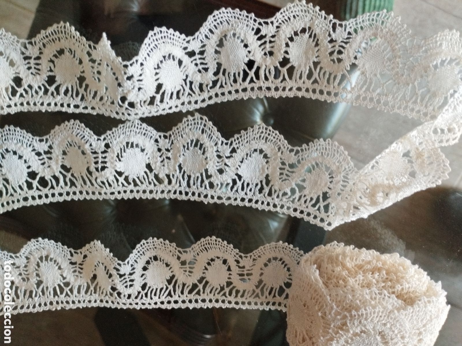 Antiquit&eacute;s: *ENCAJE DE BOLILLOS MANUAL. 4,60 M (Rf:P-19/e)