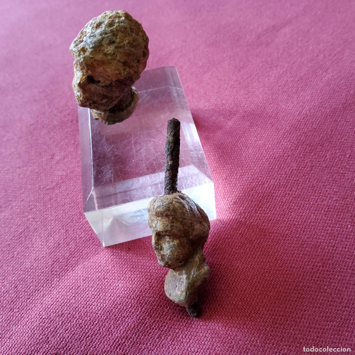 Antig&uuml;edades: DOS CABEZAS ANTIGUAS DE PLOMO - Foto 1