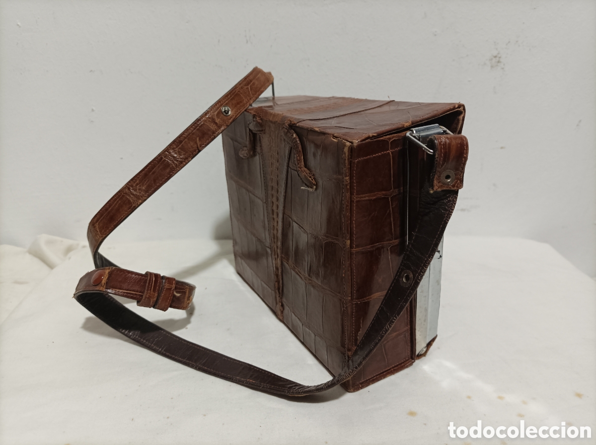 Antig&uuml;edades: Antiguo y espectacular bolso de cocodrilo. - Foto 2