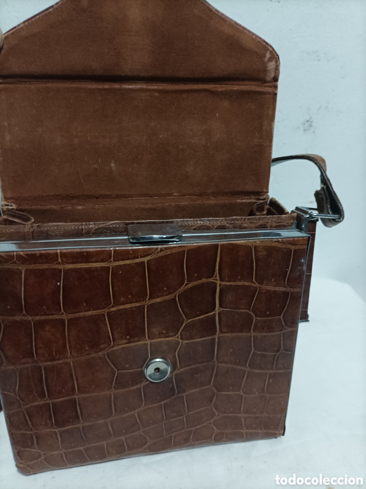 Antig&uuml;edades: Antiguo y espectacular bolso de cocodrilo. - Foto 5