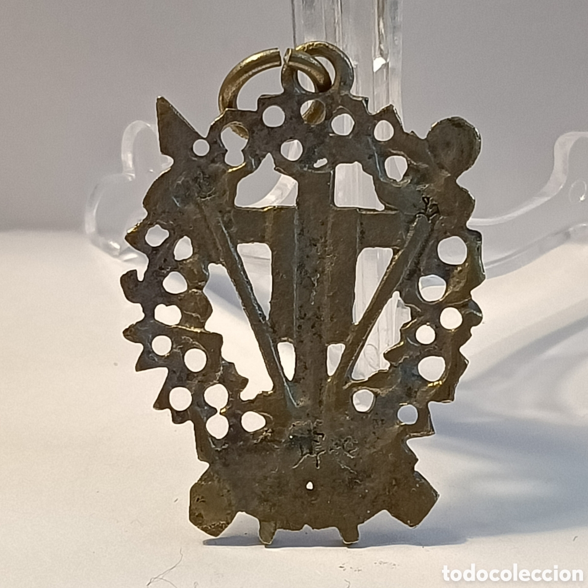 Antig&uuml;edades: Medalla de bronce de la Cruz, S. XVIII. - Foto 2
