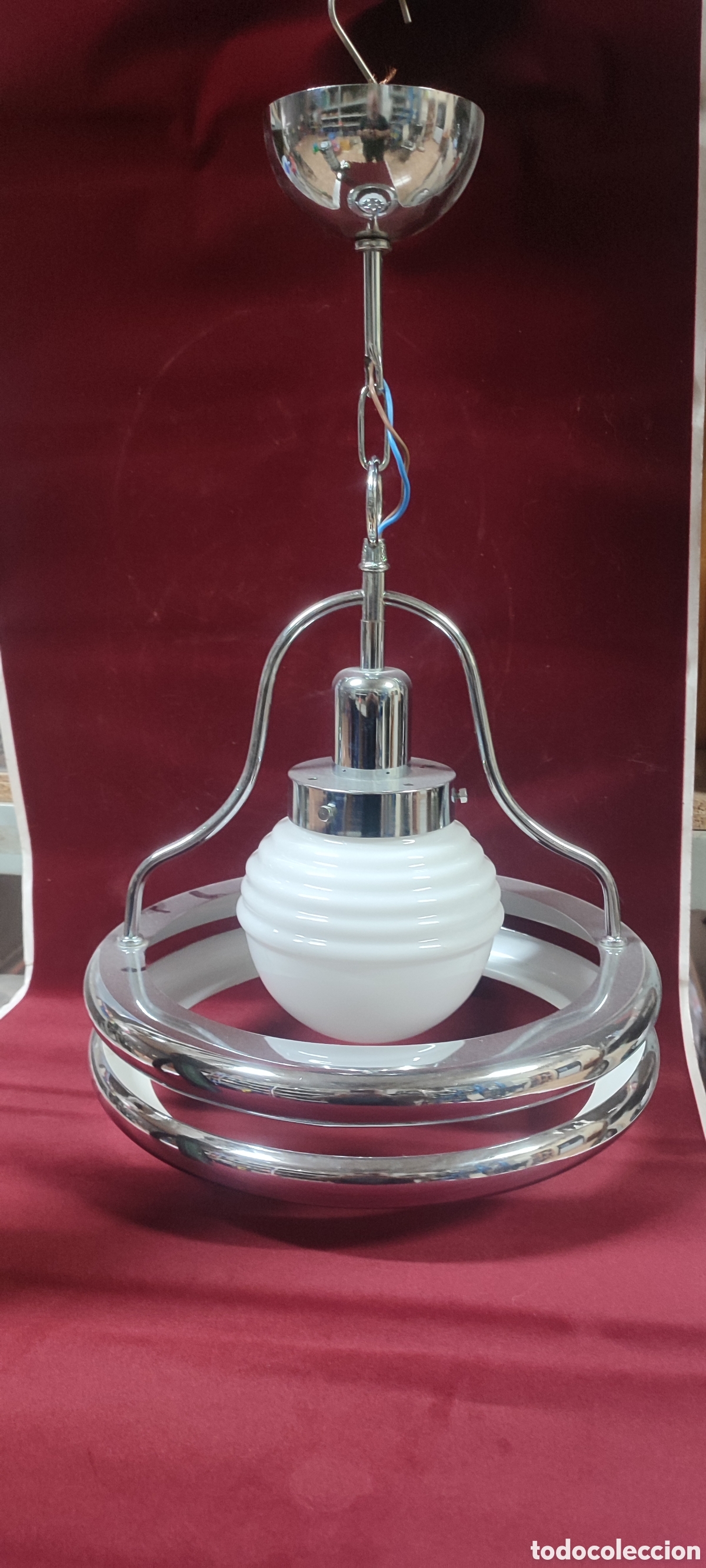 Antig&uuml;edades: Antigua lampara de techo Estilo Space Age con opalina. - Foto 1