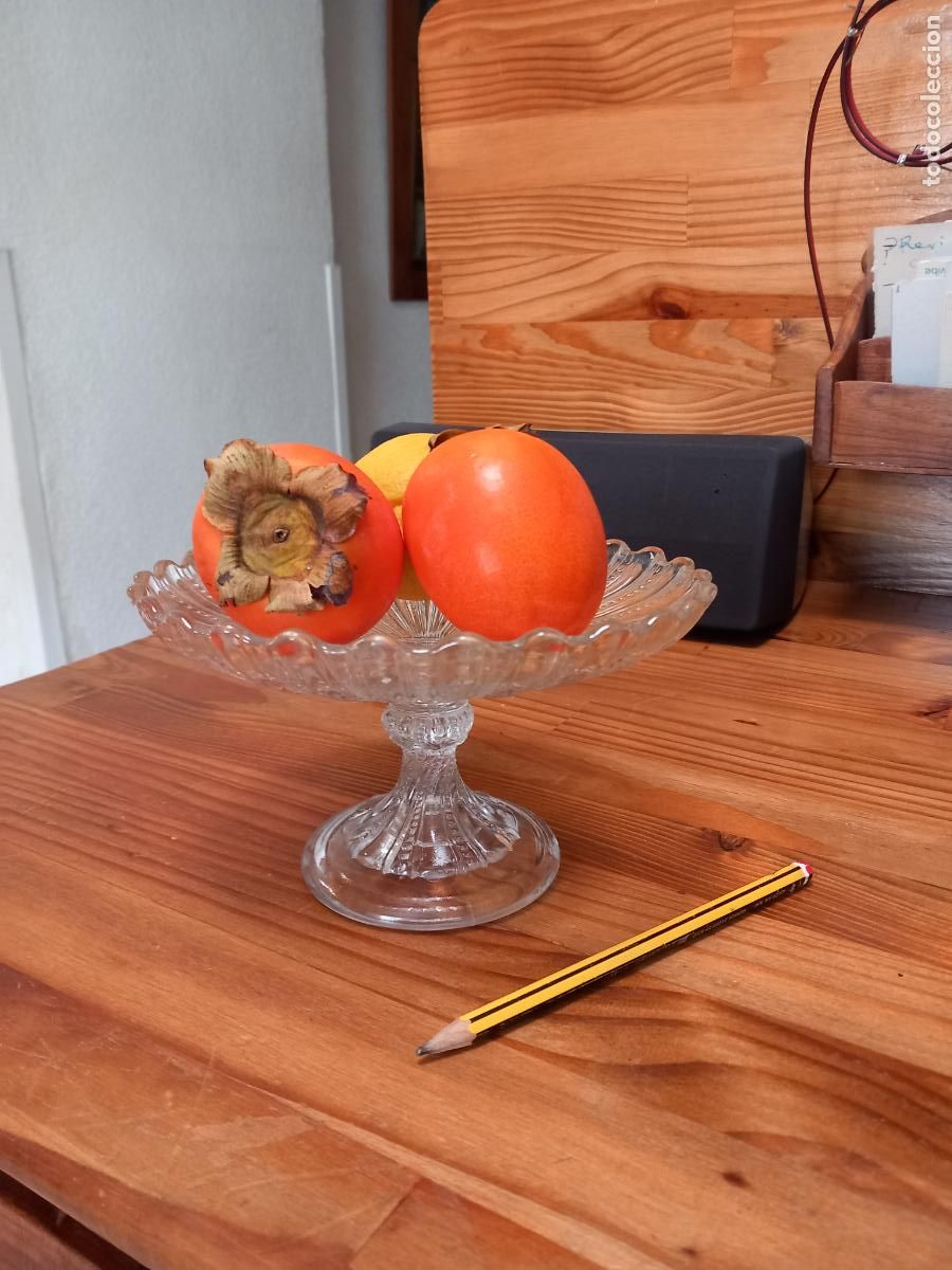 Antig&uuml;edades: Frutero cristal prensado de Cartagena. 10,5cm. de alto