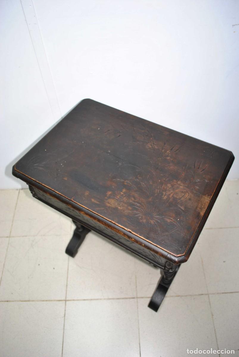 Antig&uuml;edades: ANTIGUA MESITA COSTURERO - Foto 2